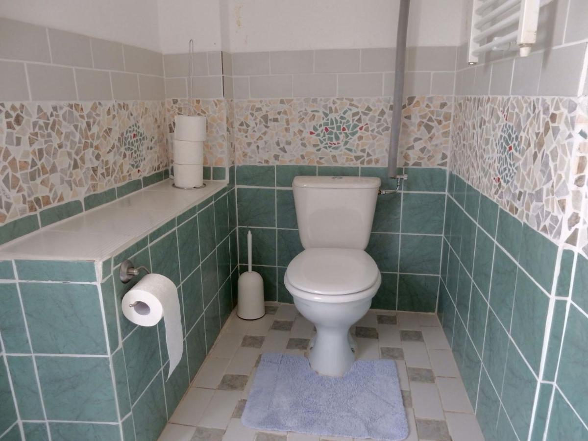 Spacious Holiday Home With Sauna In Celles Sur Plaine Eguisheim Δωμάτιο φωτογραφία