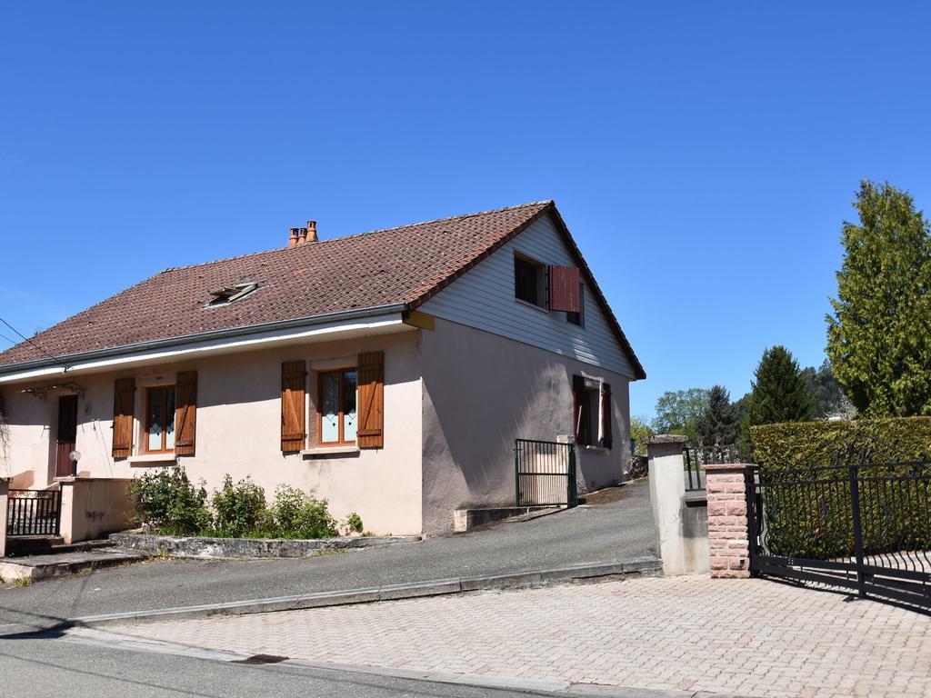 Spacious Holiday Home With Sauna In Celles Sur Plaine Eguisheim Εξωτερικό φωτογραφία